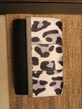 Harveys Leopard Snap Wallet